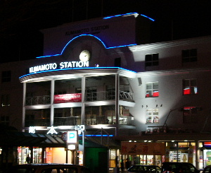 夜の熊本駅。