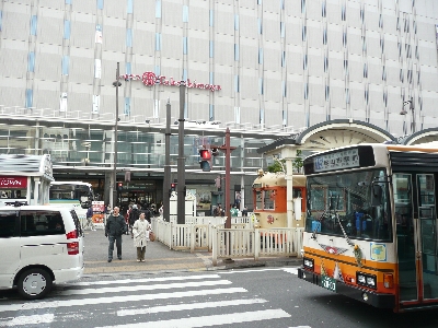 松山市駅前。ここが松山の中心地です。