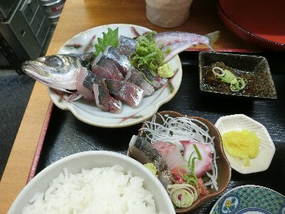 �A�W�̎h�g�Ǝh�g�����B